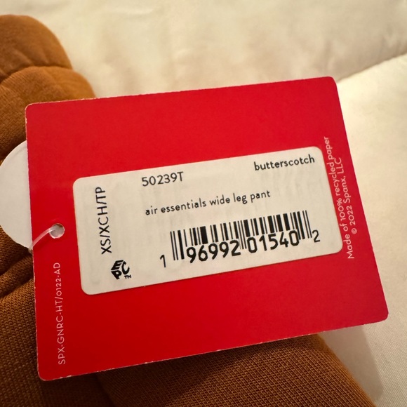 NWT SPANX AirEssentials Wide Leg Pants - Sz XS Tall (sold out online!) - Picture 8 of 8